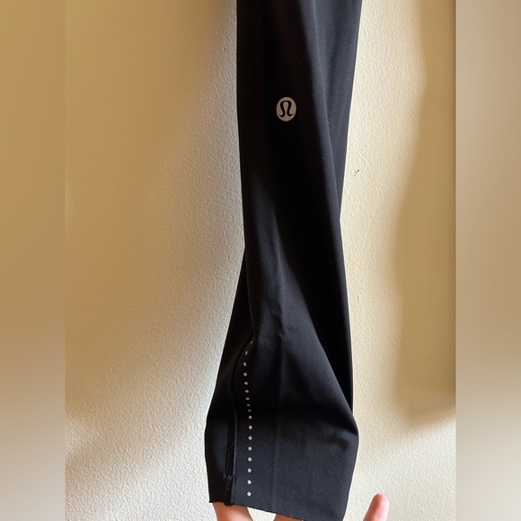 Lululemon Fast & Free - Black Size 2 - Picture 6 of 9